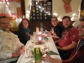 Das erste Dinner in the Dark-Das erste Dinner in the Dark